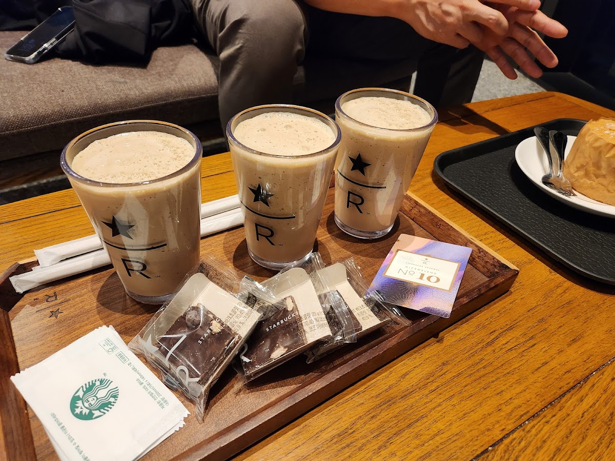 Starbucks Haeundae Dongbaek-5